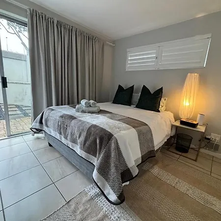 Durbanville Self Catering Apartments Kaapstad Buitenkant foto