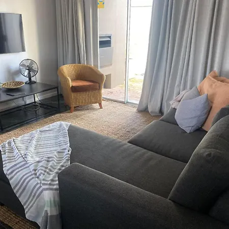 Durbanville Self Catering Apartments Kaapstad Buitenkant foto