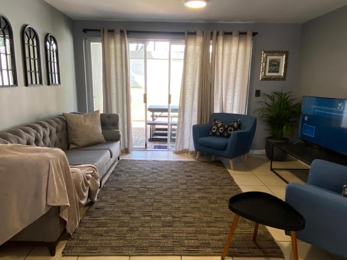 Durbanville Self Catering *