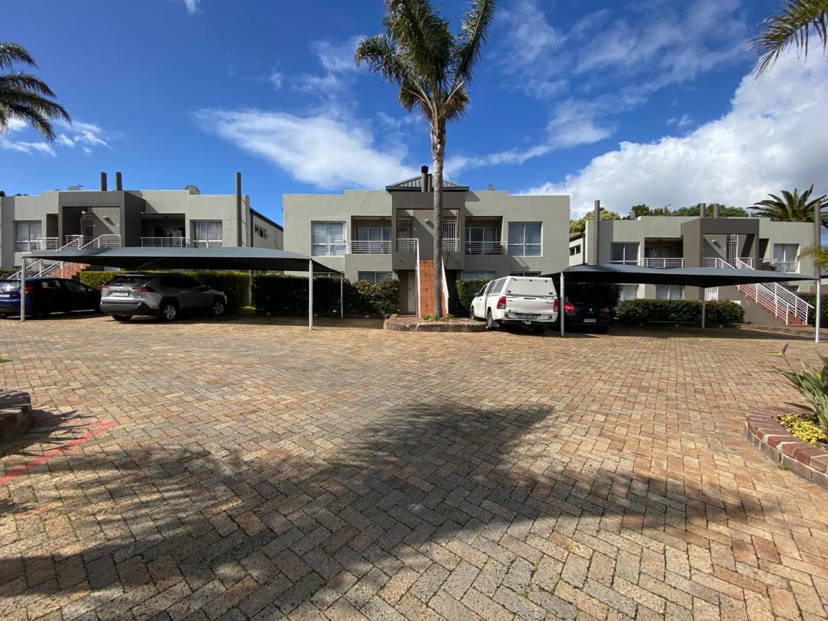 Durbanville Self Catering * Kaapstad
