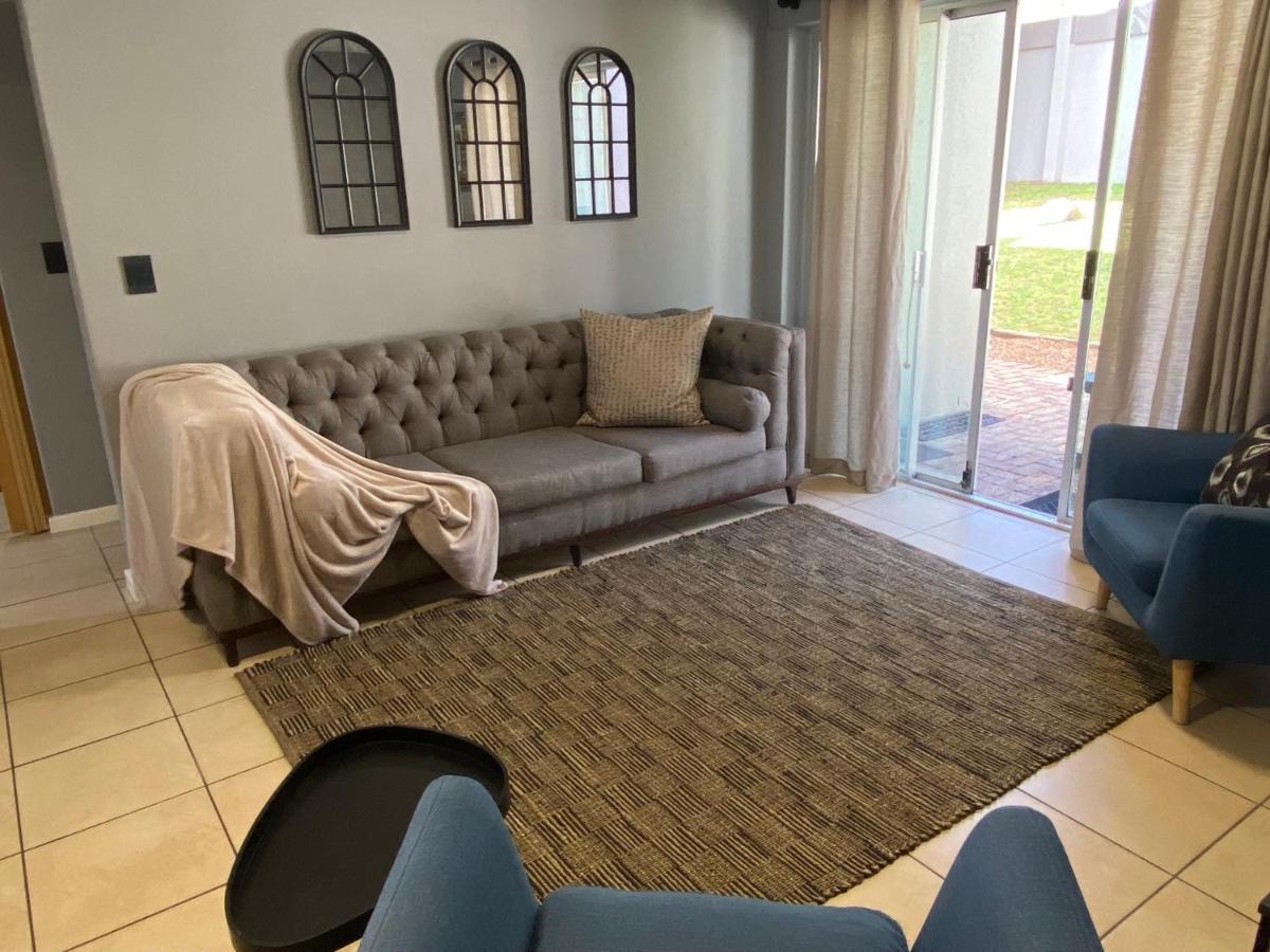 Durbanville Self Catering *